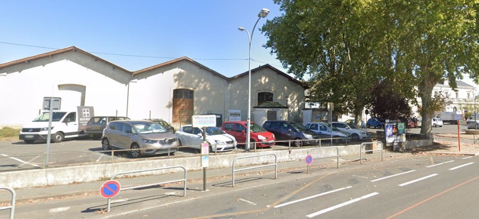 You are currently viewing Parking de la gare : Le maire de Bergerac prêt à engager un bras de fer avec la SNCF
