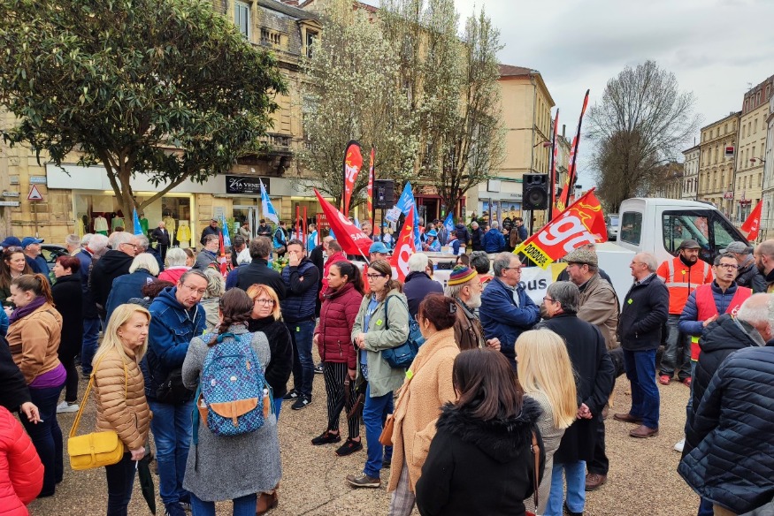 You are currently viewing Dordogne : Plus de 500 manifestants pour le pouvoir d’achat