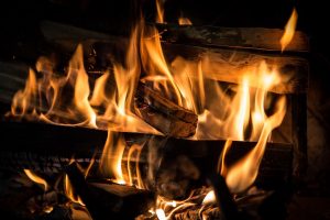 Lire la suite à propos de l’article Les sapeurs-pompiers de Dordogne multiplient les interventions pour feux de cheminées