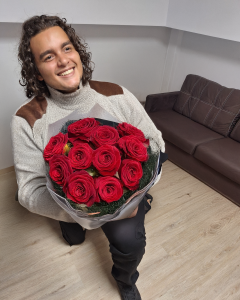 Lire la suite à propos de l’article Cette semaine, Corentin vous offre un bouquet de roses 🌹