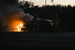 Lire la suite à propos de l’article Drame à Monsaguel : un couple périt dans l’incendie de leur voiture
